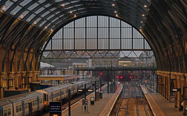 tren edimburgo londres