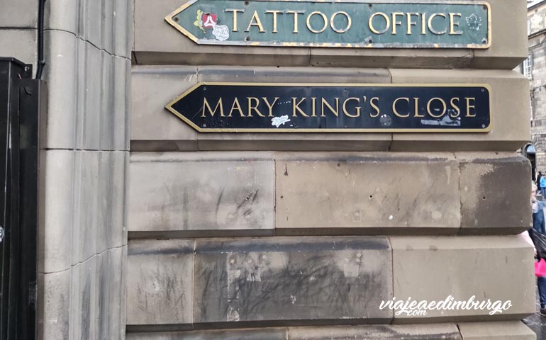 placa acceso mary king close